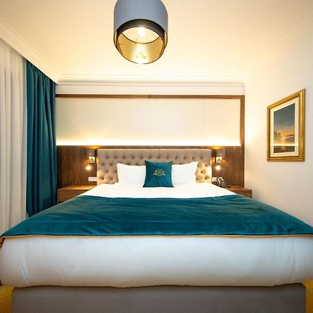 Grand Hotel Belushi Boge Экстерьер фото