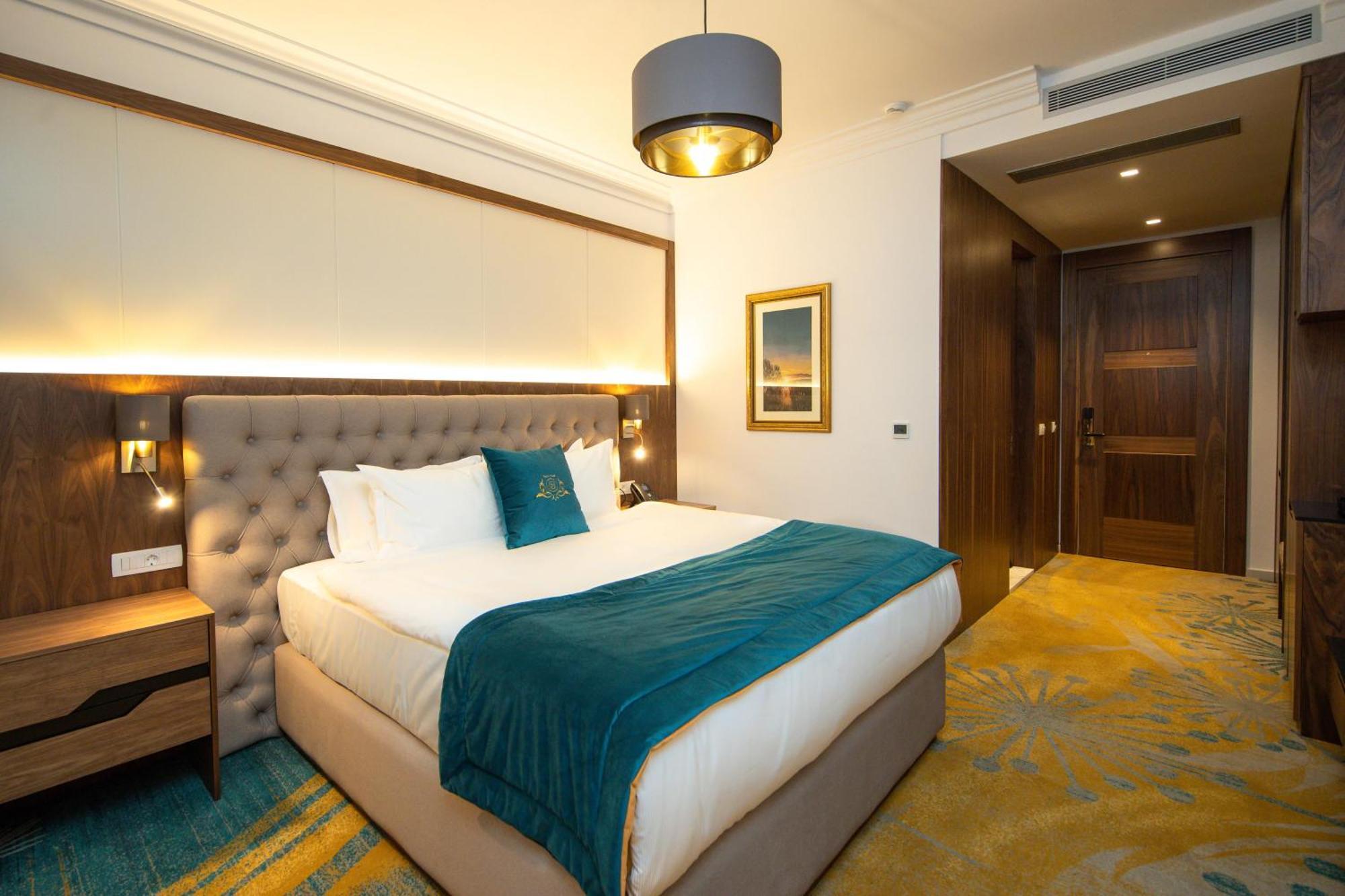 Grand Hotel Belushi Boge Экстерьер фото