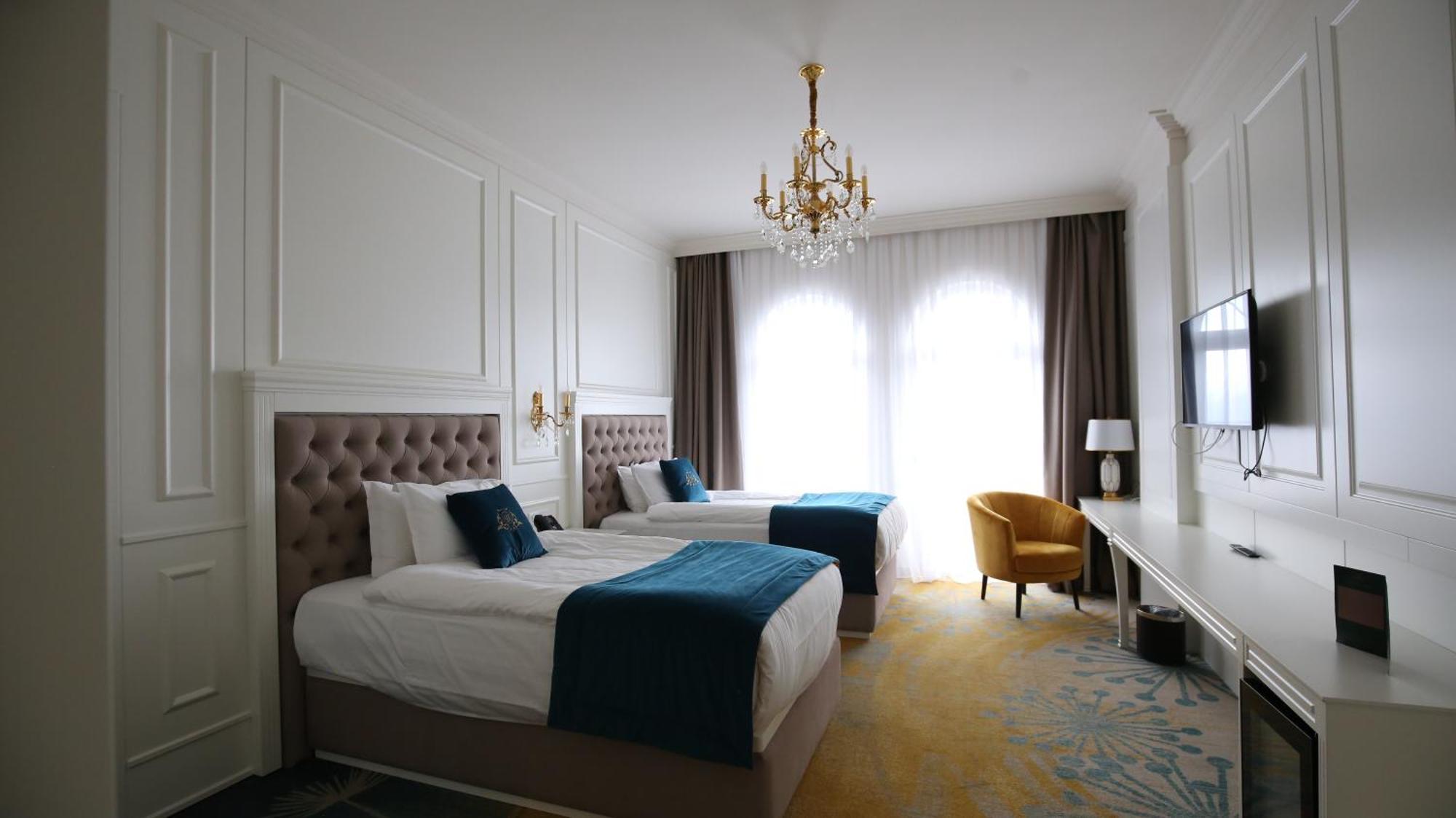Grand Hotel Belushi Boge Экстерьер фото