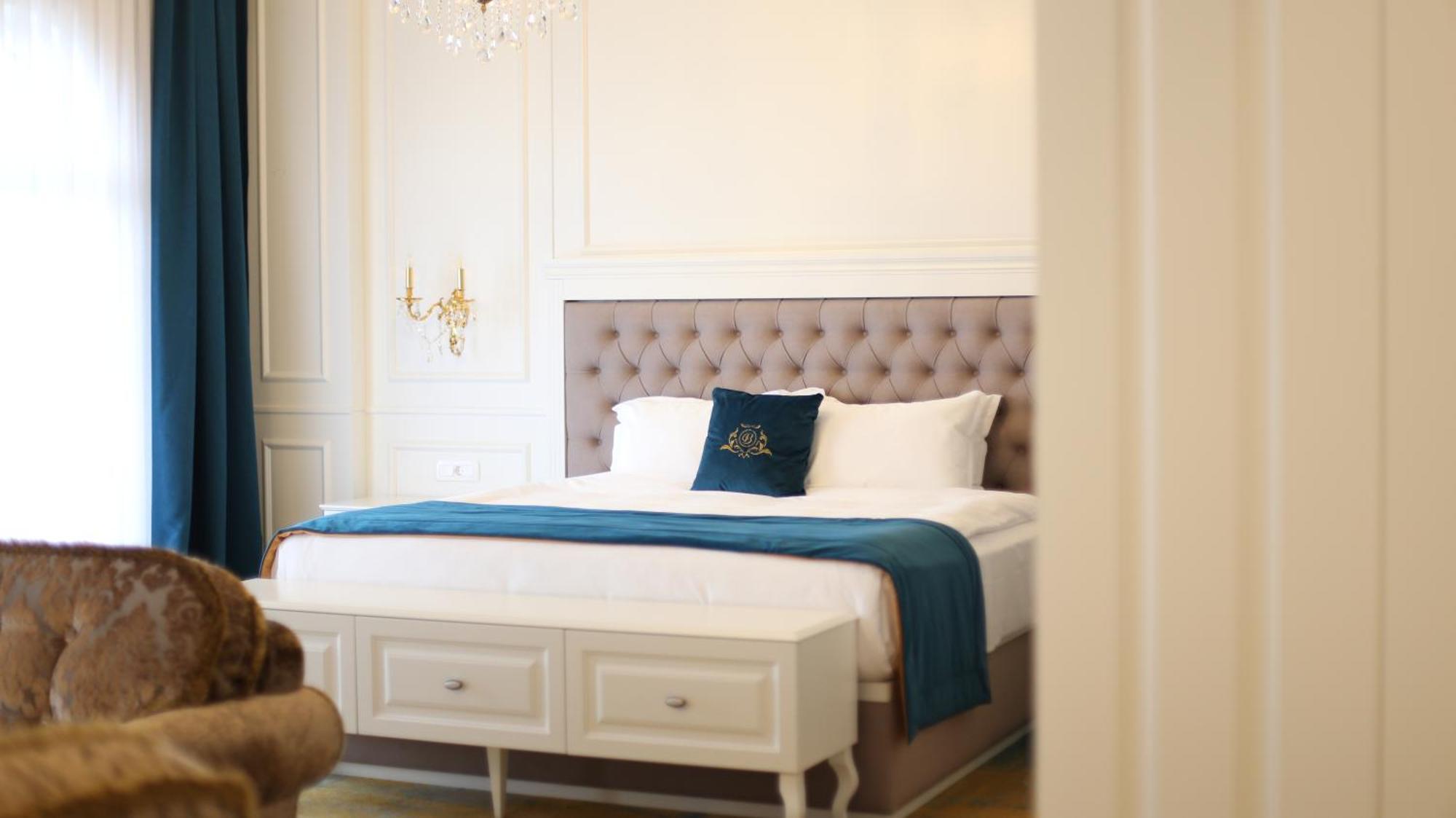 Grand Hotel Belushi Boge Экстерьер фото