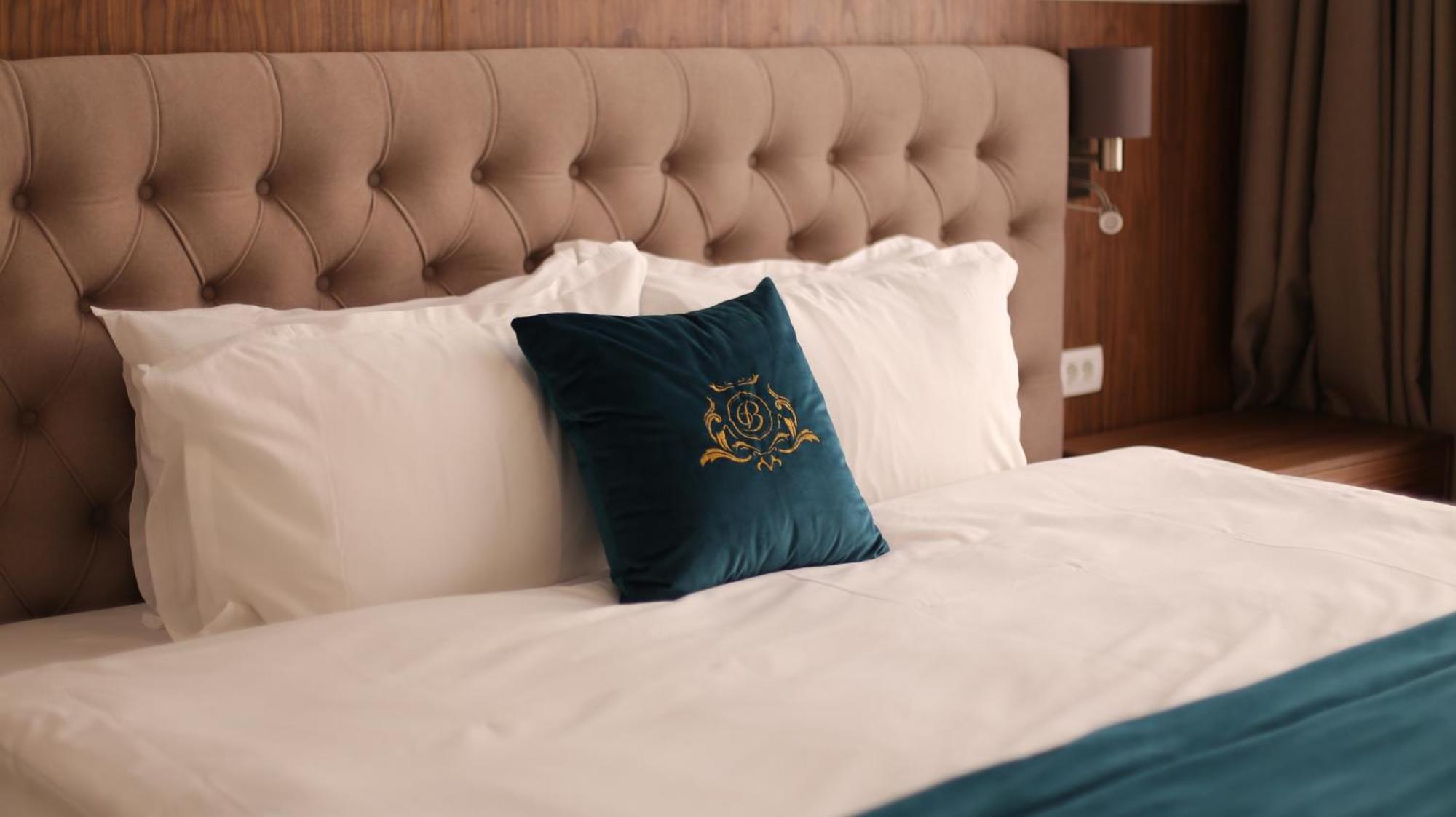 Grand Hotel Belushi Boge Экстерьер фото