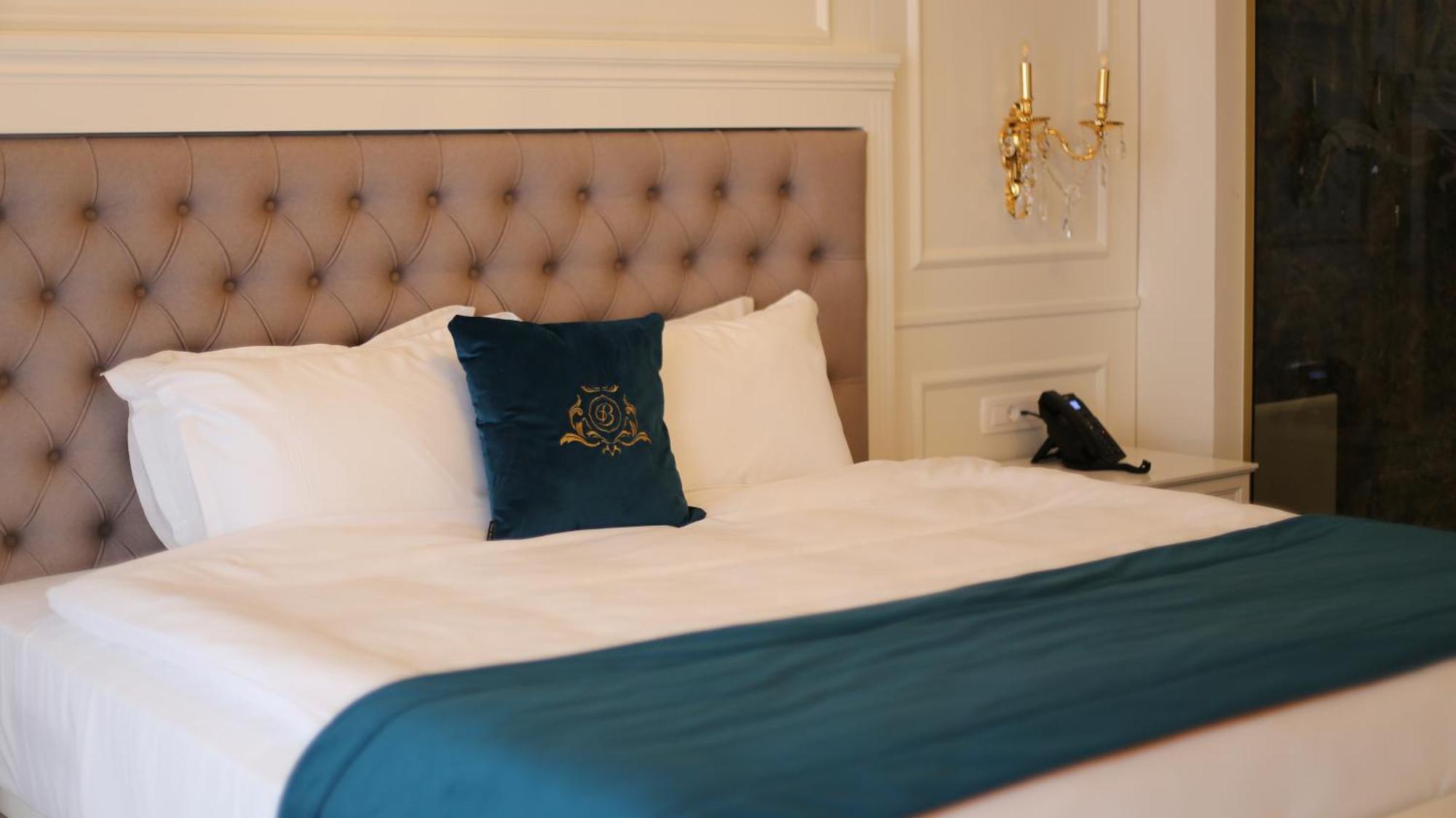 Grand Hotel Belushi Boge Экстерьер фото