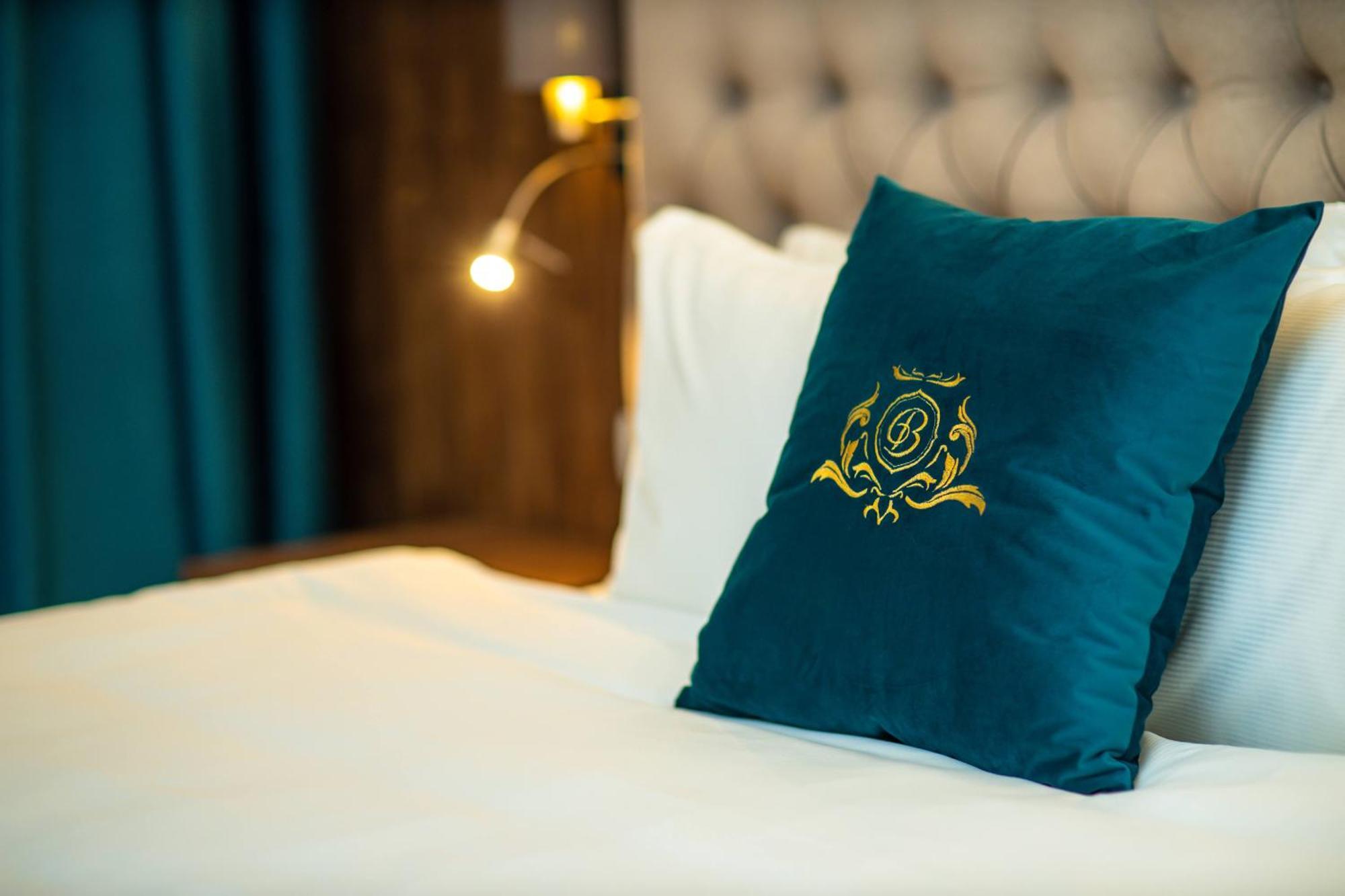 Grand Hotel Belushi Boge Экстерьер фото