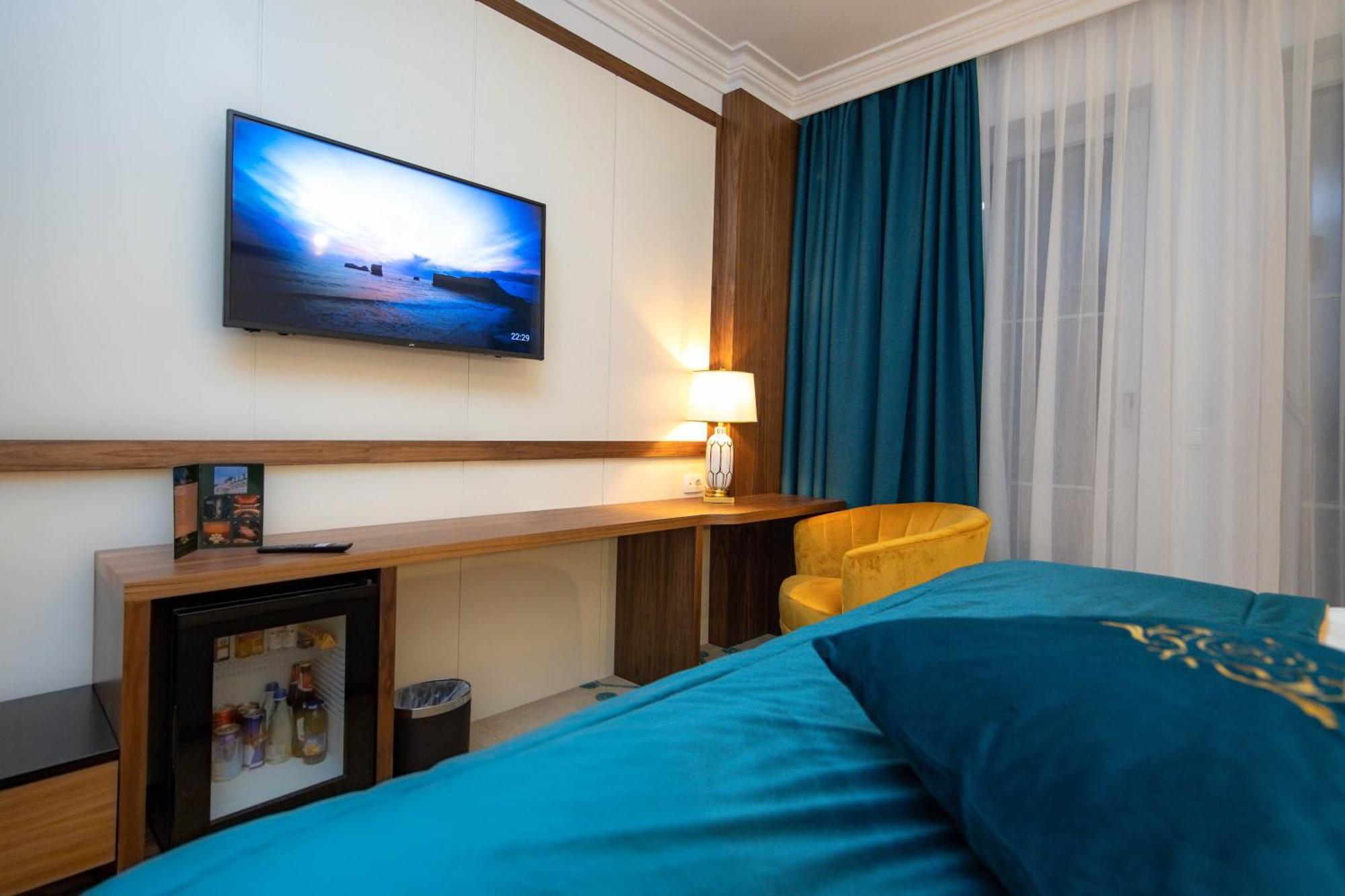 Grand Hotel Belushi Boge Экстерьер фото