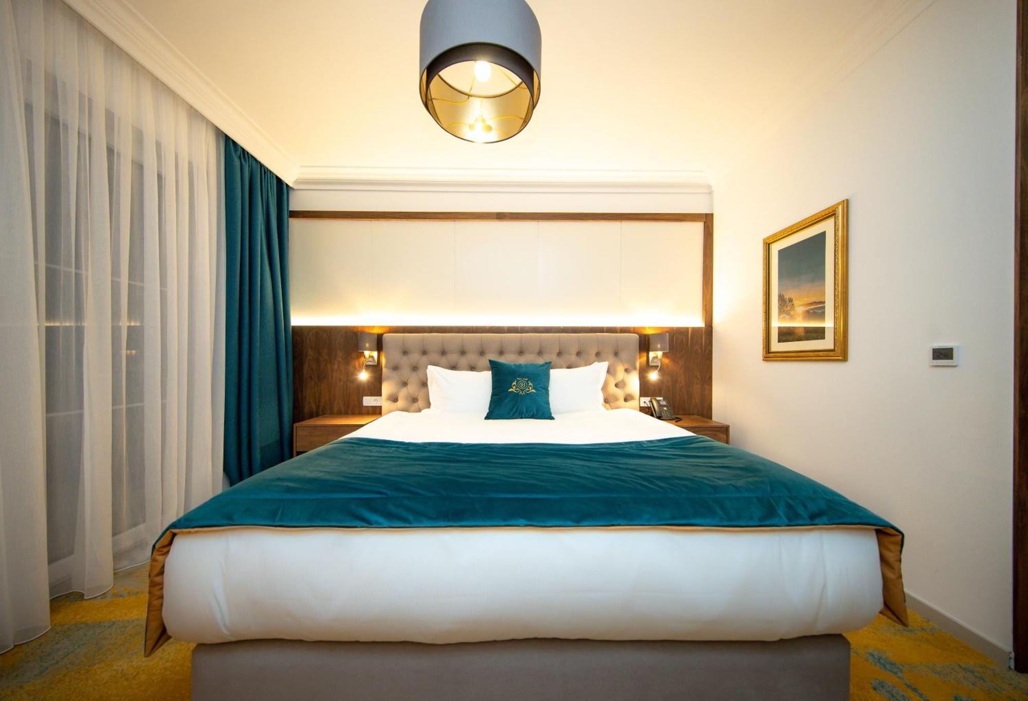 Grand Hotel Belushi Boge Экстерьер фото